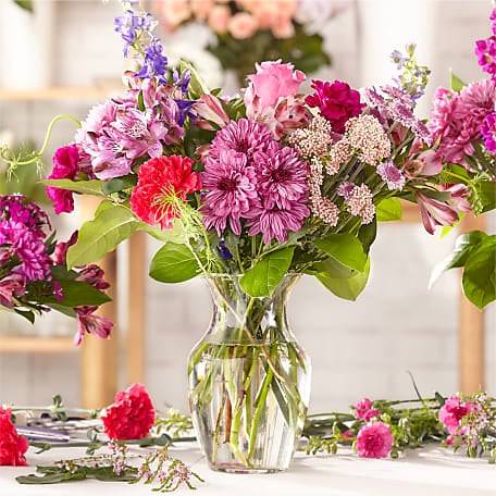 Order Regal Jewel - A Florist Original food online from Pro Flowers store, EL MONTE on bringmethat.com