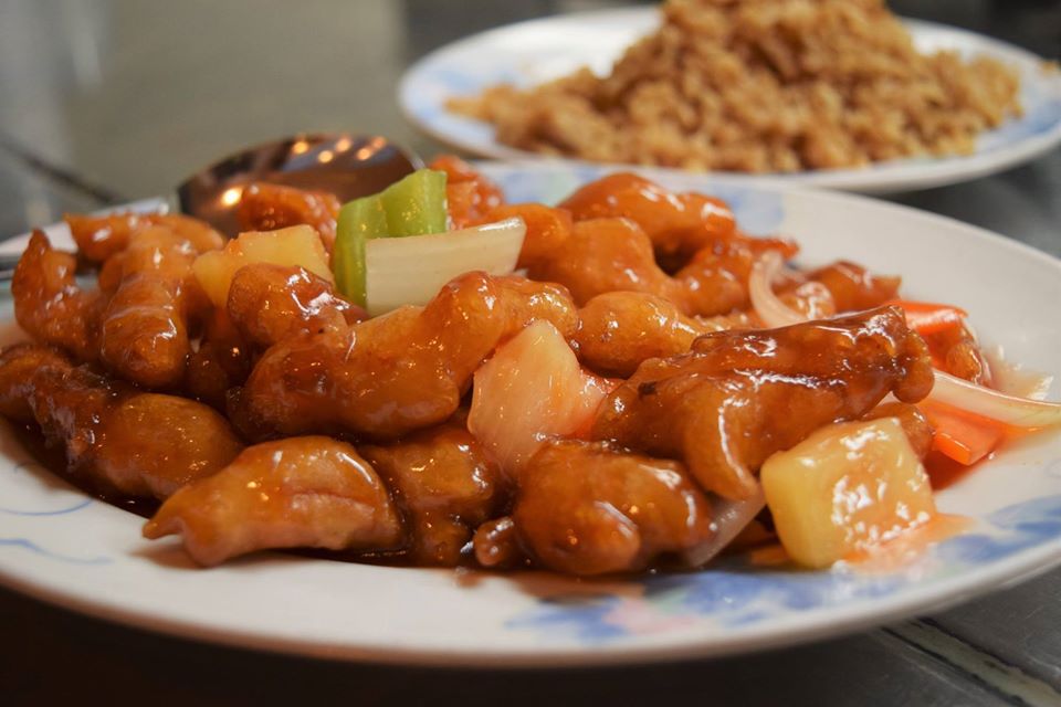 Order D1. Sweet & Sour Chicken food online from Ying Cafe store, Watauga on bringmethat.com