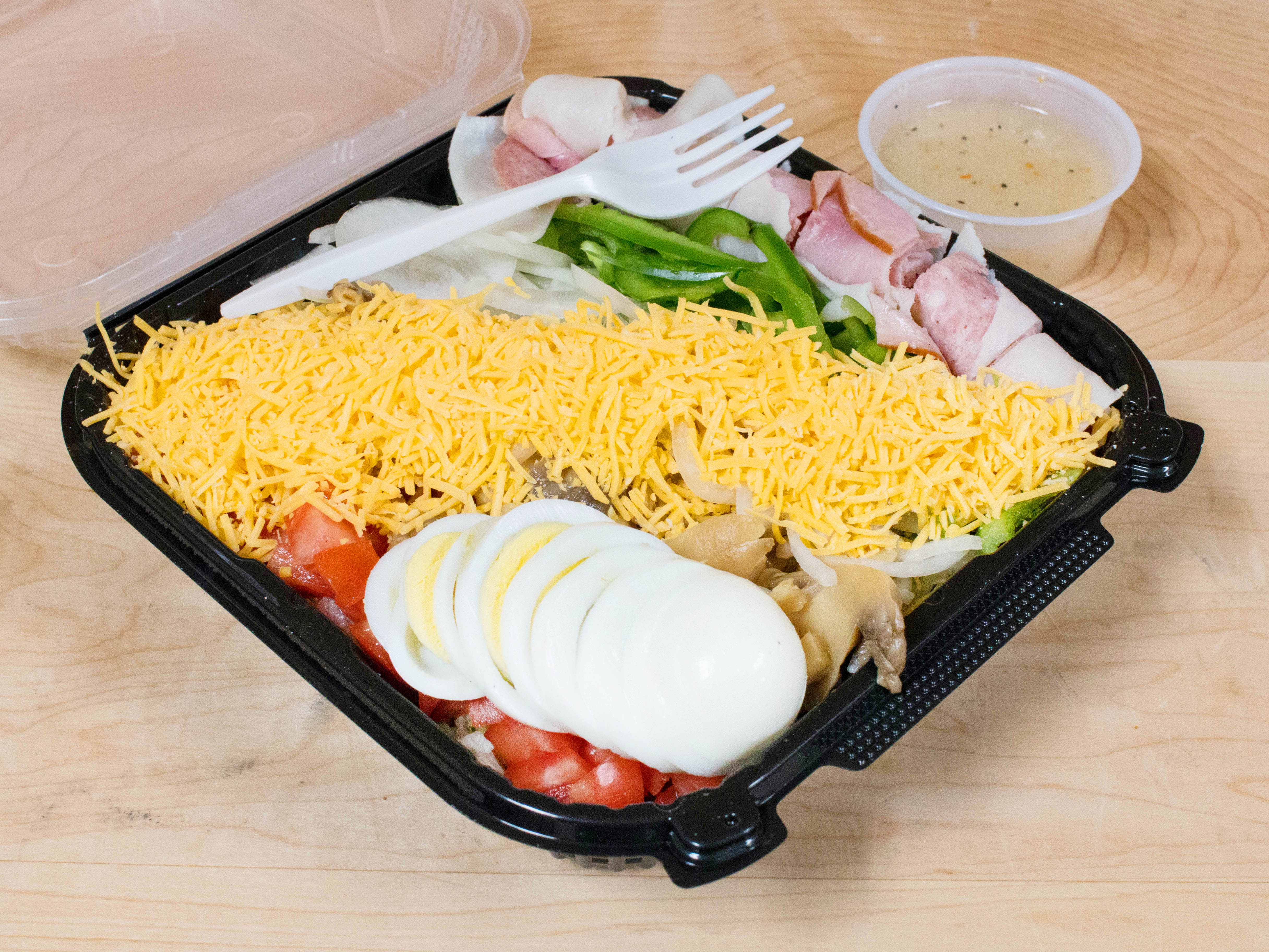 Order Chef Salad food online from Mancino's store, Lansing on bringmethat.com