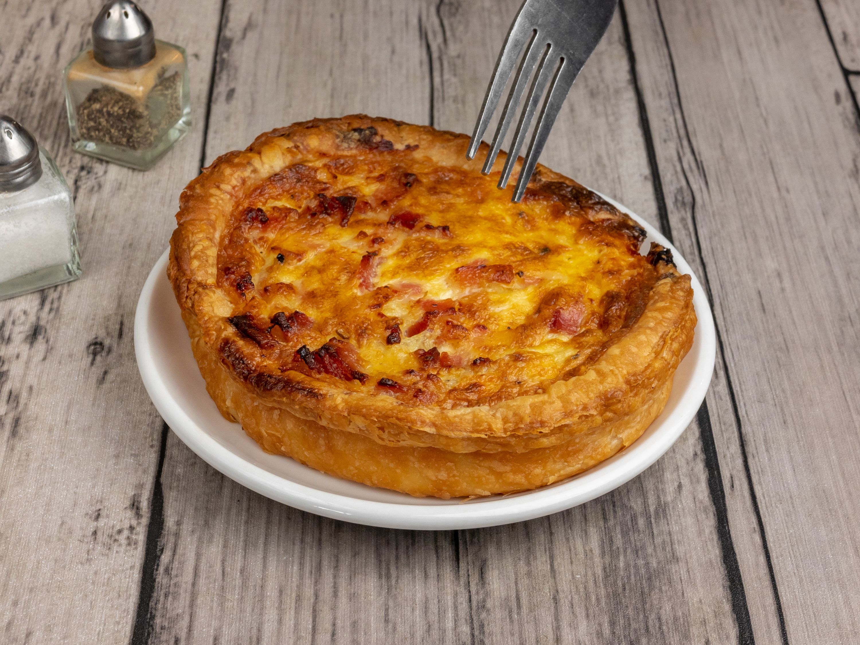 Order Lorraine Quiche food online from The Perfect Latte store, Richmond on bringmethat.com