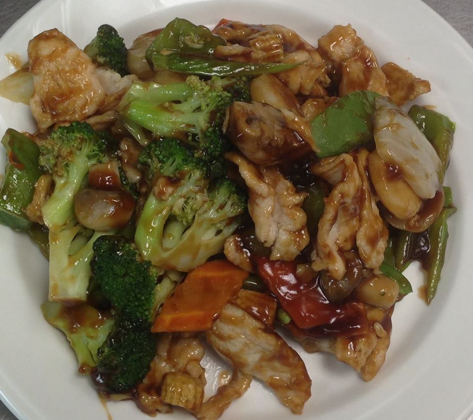 Order C24. Chicken with Garlic Sauce food online from Gourmet House Chinese Restaurant store, Michigan City on bringmethat.com