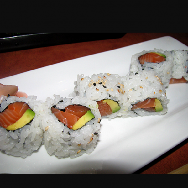 Order Salmon Avocado Roll food online from Mizuno store, Wantagh on bringmethat.com