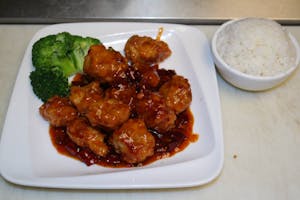 order online - General Tso's Chicken from Sushi Asia Gourmet on bringmethat.com
