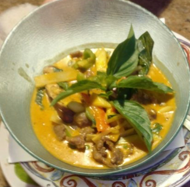 Order Kang Ped Curry (Red curry) food online from Tong's Thai Restaurant store, San Antonio on bringmethat.com