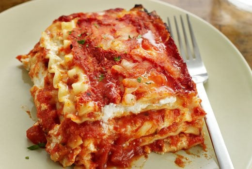 Order Lasagna food online from Papa Joe's Pizza store, Riverside on bringmethat.com