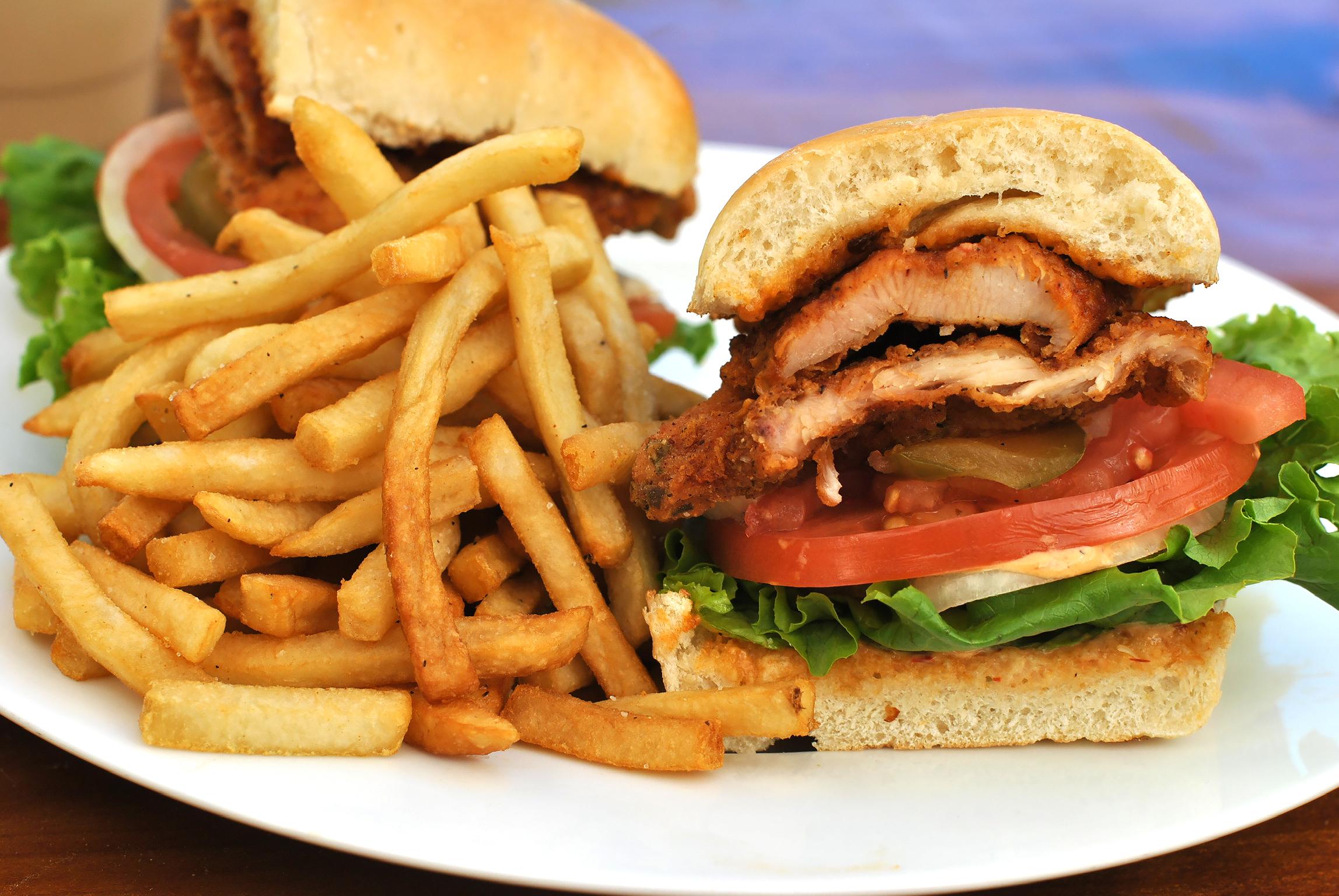 Order Fried Chicken Sandwich food online from Ray's Grill store, Stanford on bringmethat.com