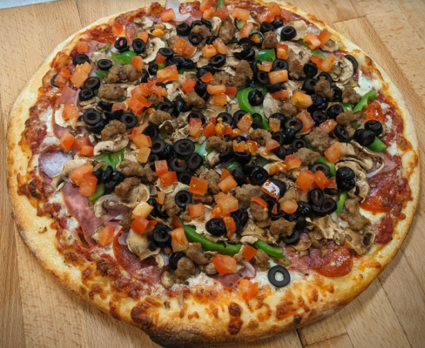 Order Mountain Top Pizza food online from Ciro's Pizza Cafe store, Folsom on bringmethat.com