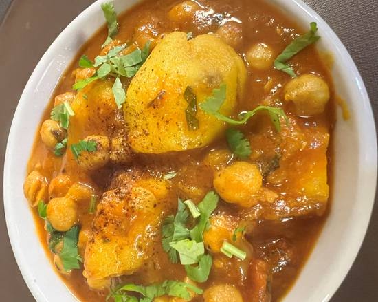 Order CHANA ALOO food online from Masala & Curry store, Nashville on bringmethat.com