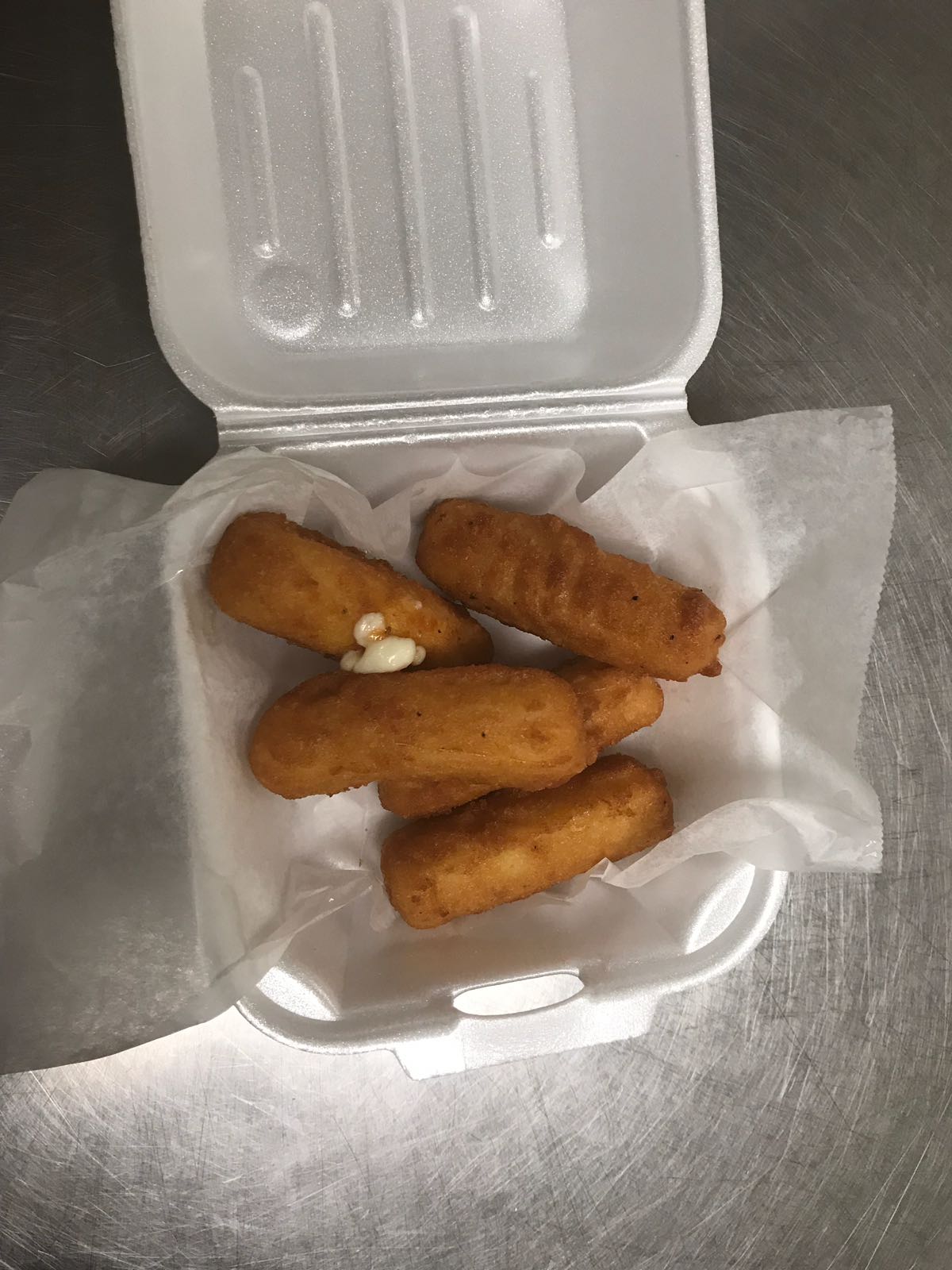 Order Mozzarella Stick with Sauce food online from H & A Deli store, Rochester on bringmethat.com