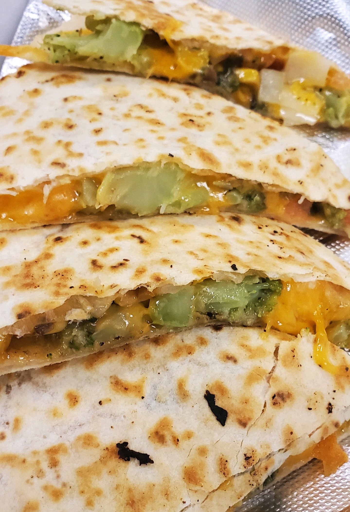 Order Veggie Quesadilla food online from Knuckles Knockout Grill store, Rochester on bringmethat.com