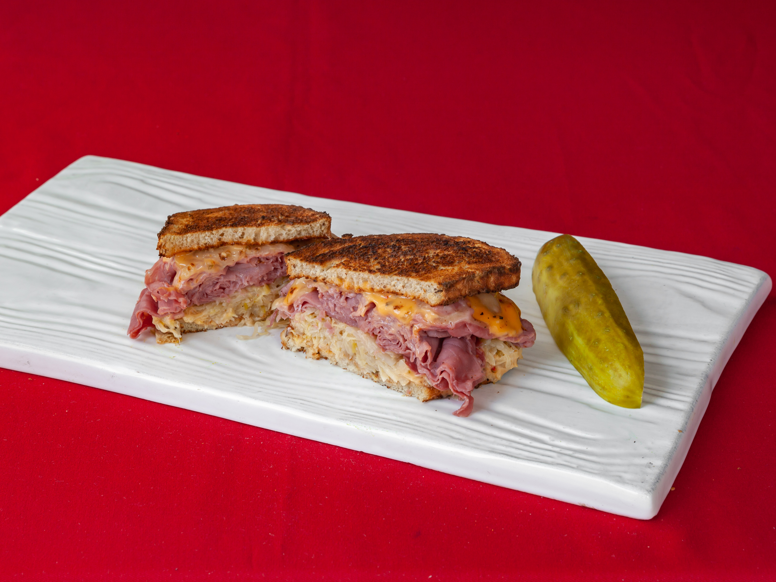Order Morry's Ultimate Reuben food online from Morry's Deli store, Chicago on bringmethat.com