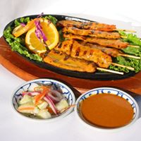 Order Chicken Sa-Tay food online from Thai Dishes Restaurant store, Santa Clarita on bringmethat.com
