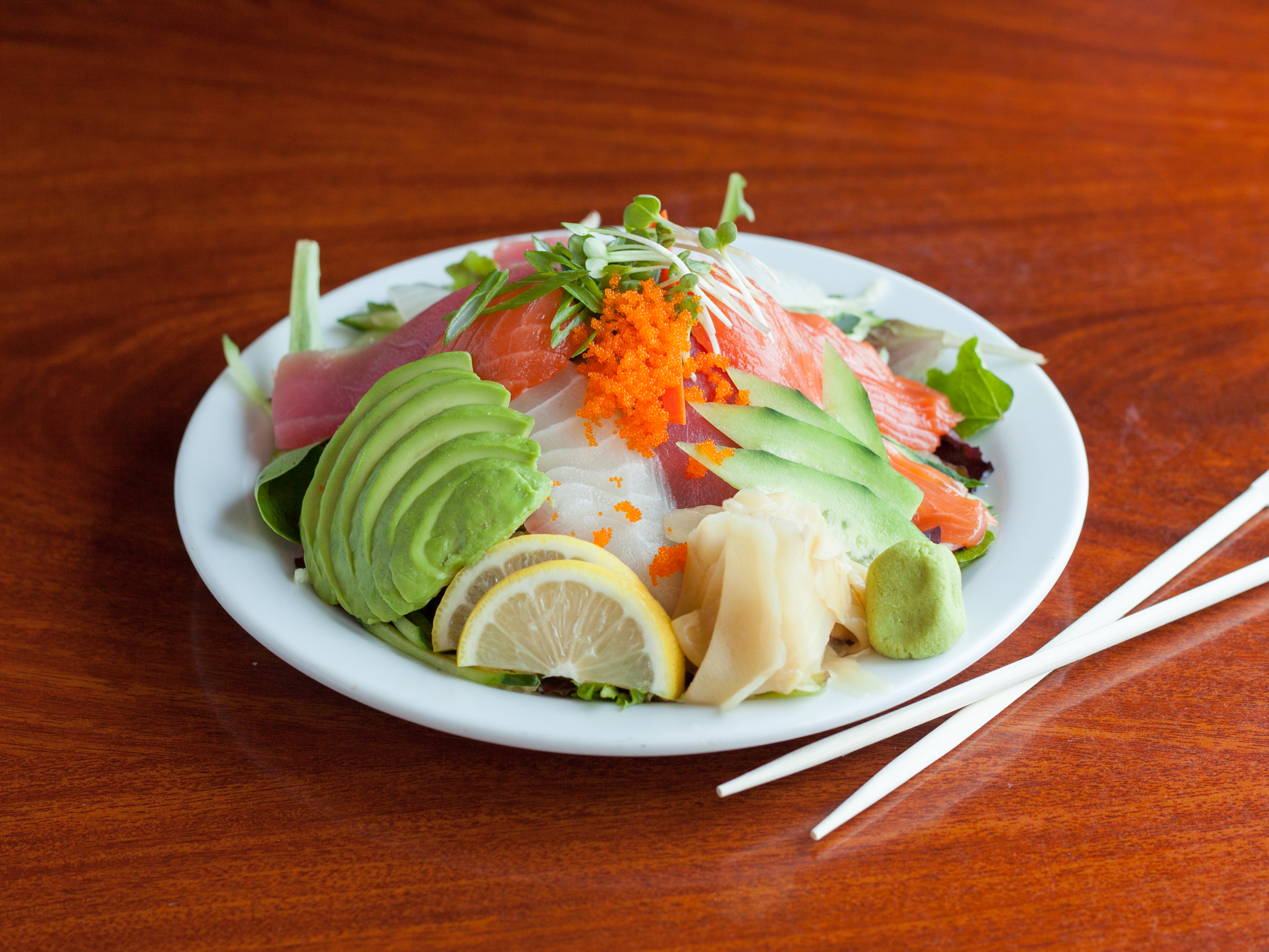 Order Sashimi Salad Dinner food online from Genmai Sushi store, Oxnard on bringmethat.com