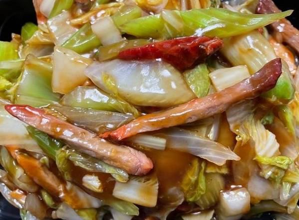Order Roast Pork Chow Mein food online from Sui Min House store, Paterson on bringmethat.com
