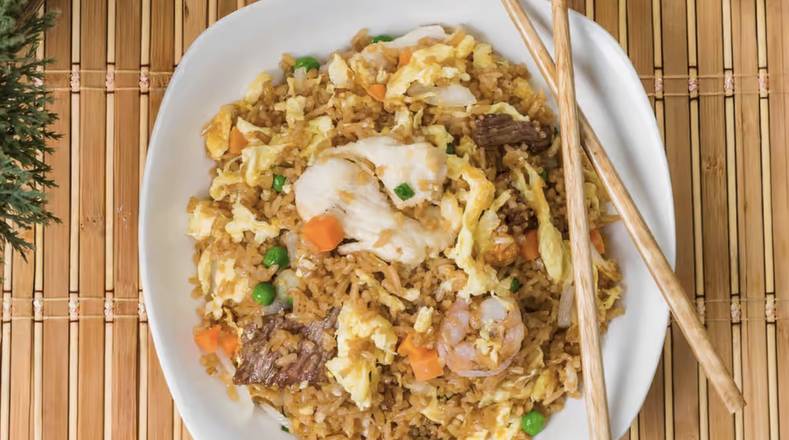 Order House Fried Rice (qt) food online from Asian Garden store, Cramerton on bringmethat.com
