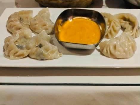 Order Momos Chicken  food online from Zaroka store, New Haven on bringmethat.com