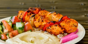 Order Chicken Kabob & Rice Combo food online from Woody's Oasis store, East Lansing on bringmethat.com