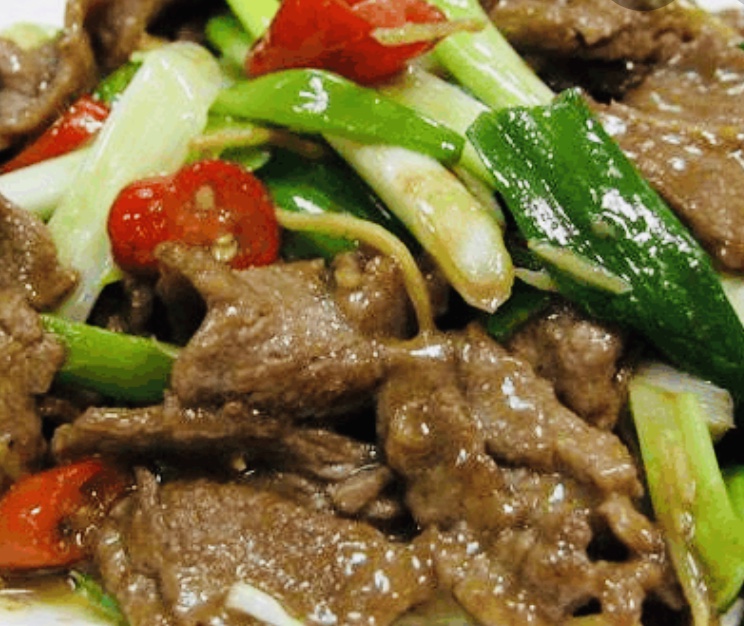 Order HD - Mongolian Beef food online from Tra Ling Oriental Cafe store, Boulder on bringmethat.com