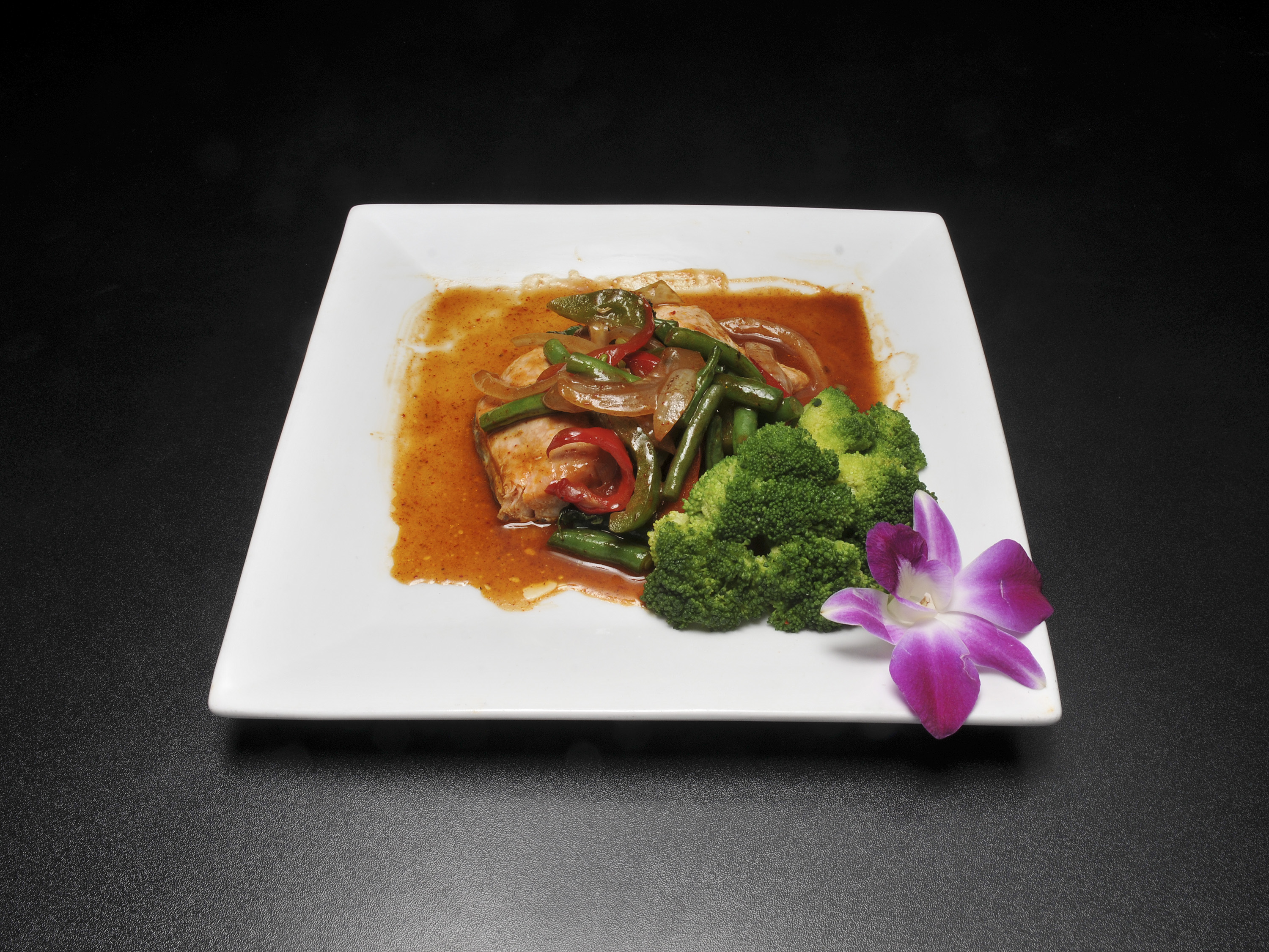 Order C9. Salmon Basil Special food online from Thai Fusion Cuisine store, Pinehurst on bringmethat.com