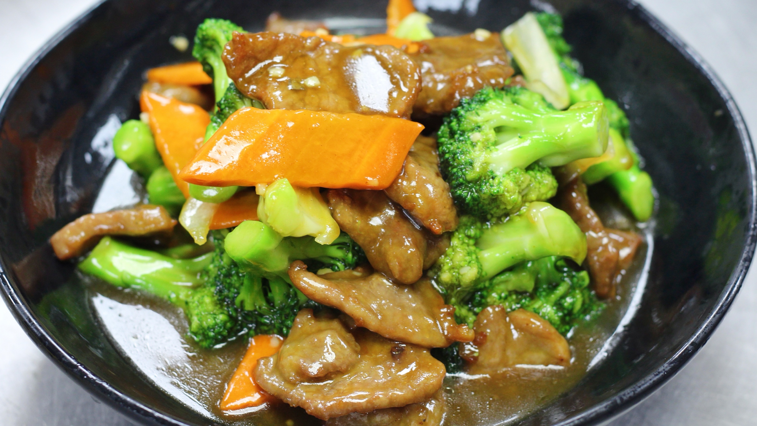 Order C8. Broccoli Beef food online from Captain King Seafood City store, Memphis on bringmethat.com