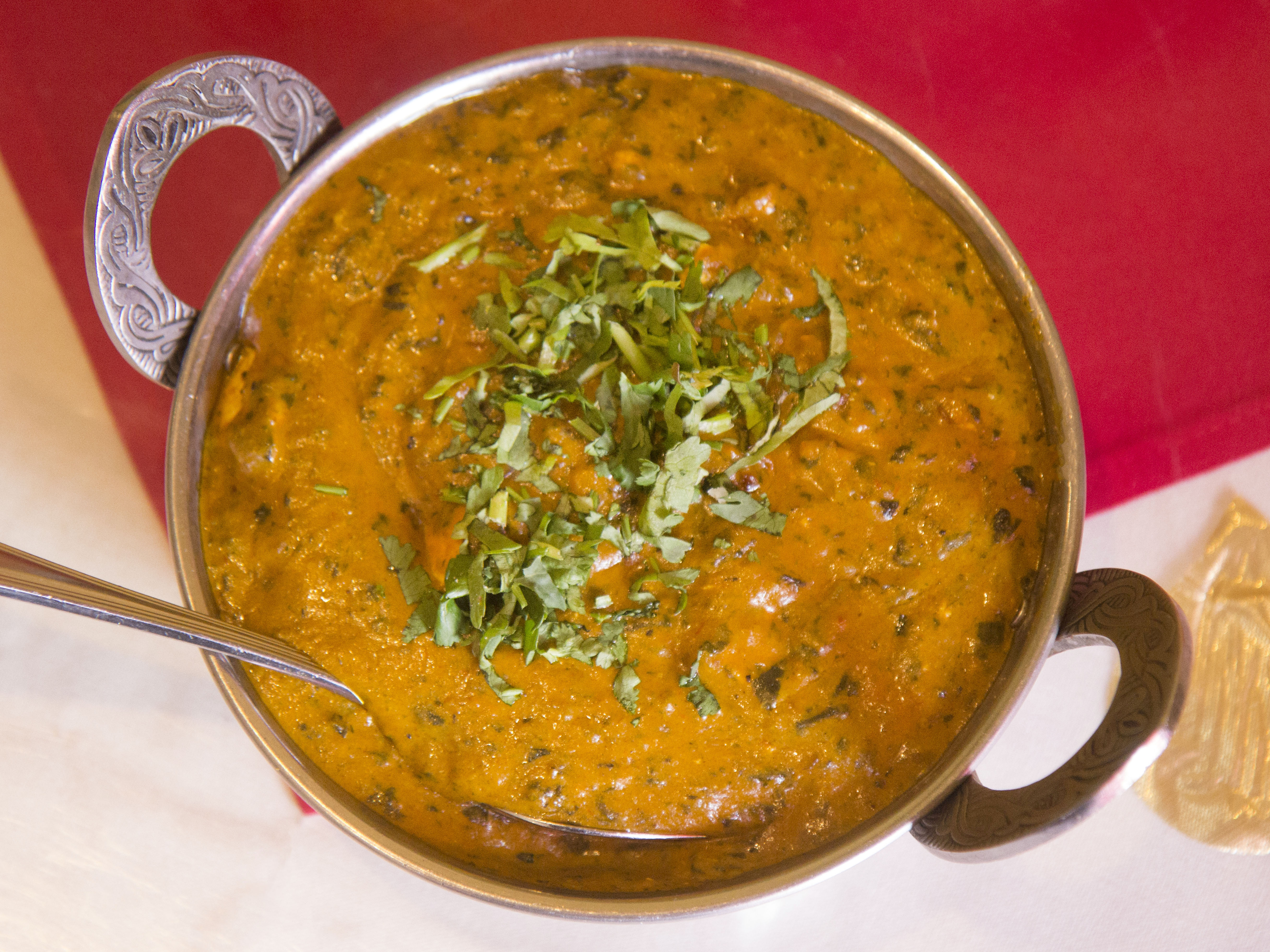 Order 4. Saag Paneer food online from Mayas Indian Restaurant store, Cincinnati on bringmethat.com