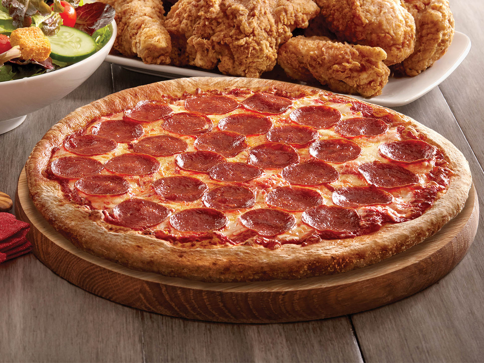 Order Pepperoni Pizza food online from Golden Corral store, Killeen on bringmethat.com