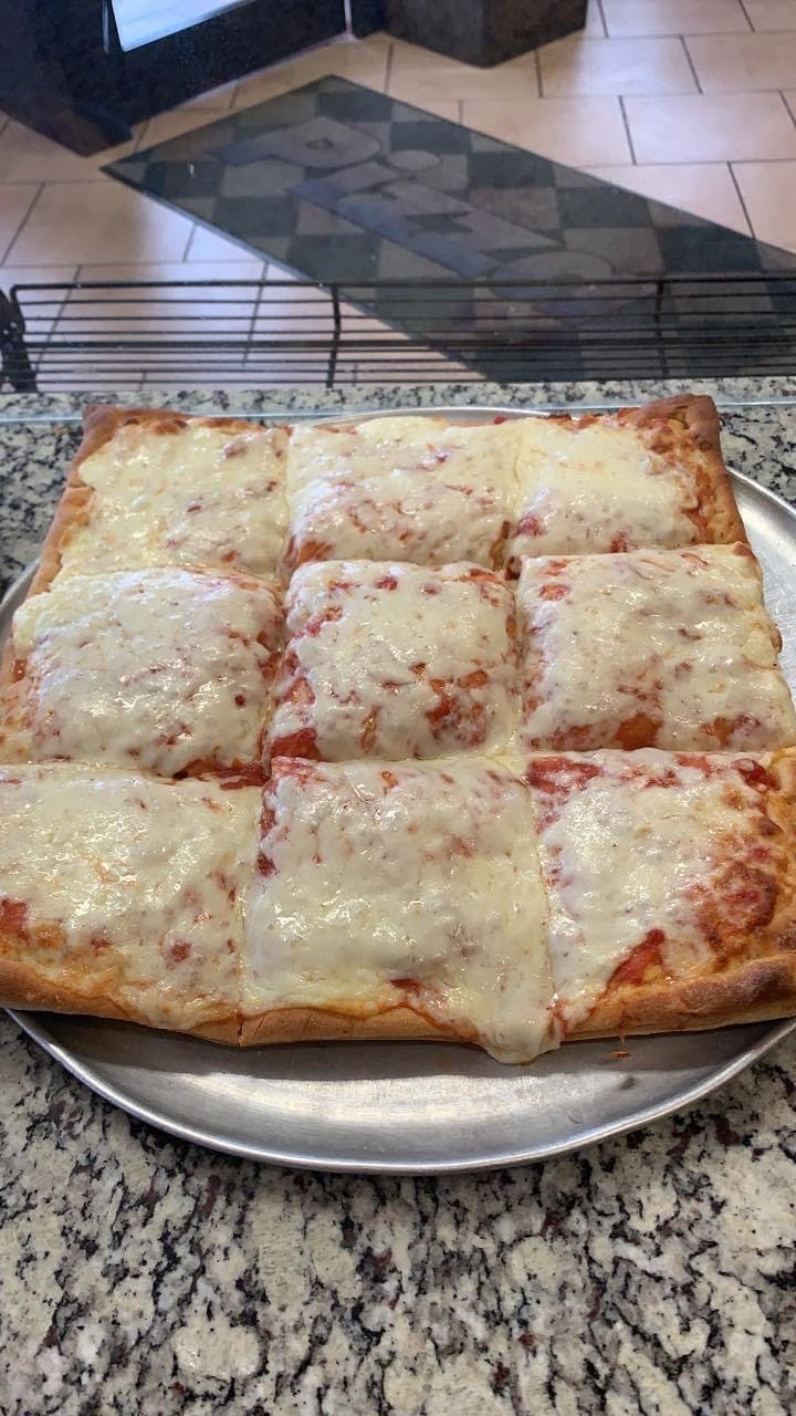 Order Sicilian Pizza - Pizza food online from Lorenzo's Pizza store, Fountain Hill on bringmethat.com