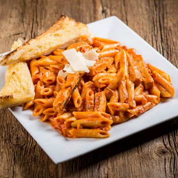 Order Penne Chicken a la Vodka food online from Rosati's Pizza store, Chicago on bringmethat.com