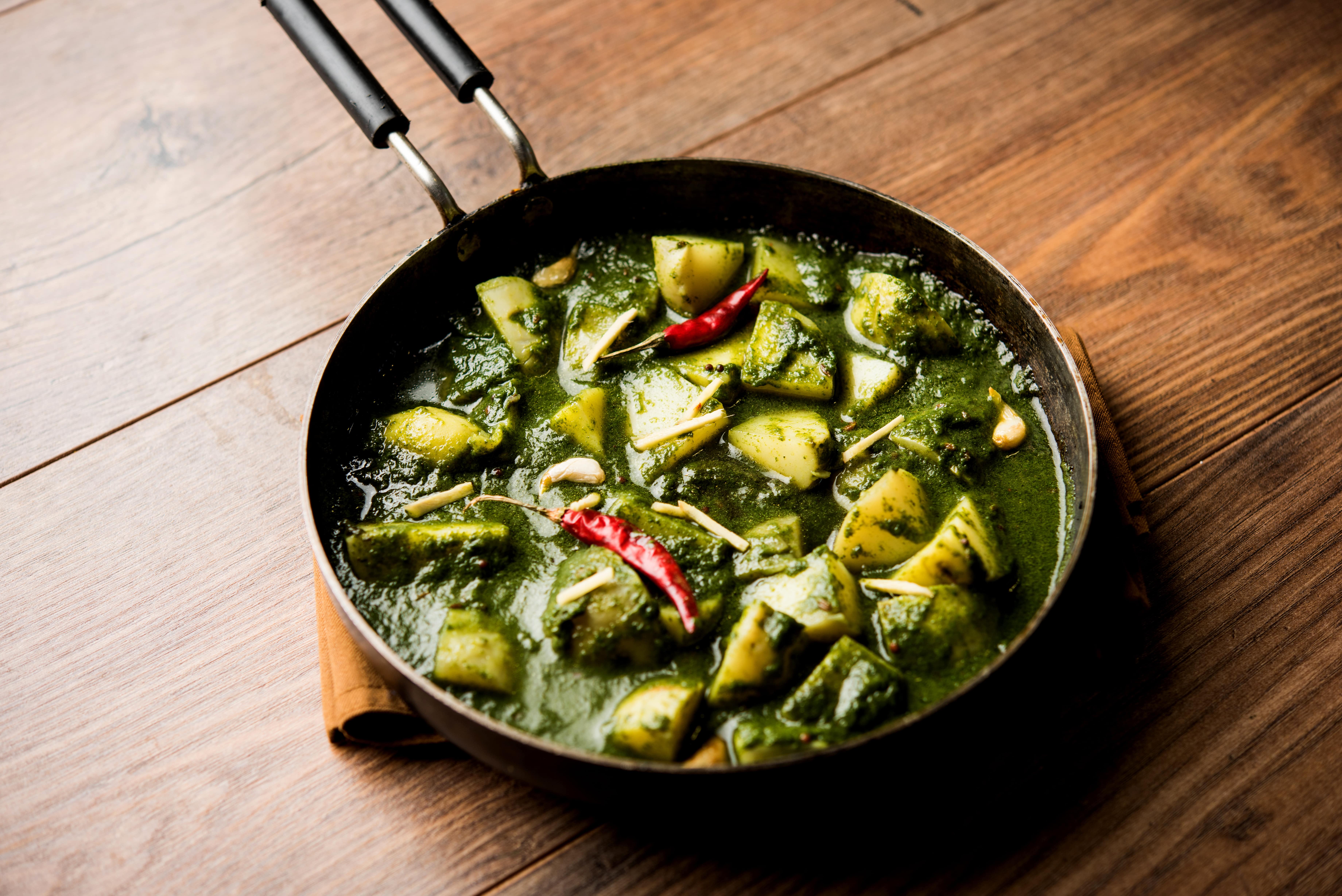 Order Veg Aloo Saag  food online from Tropical Curry And Grill store, Pflugerville on bringmethat.com
