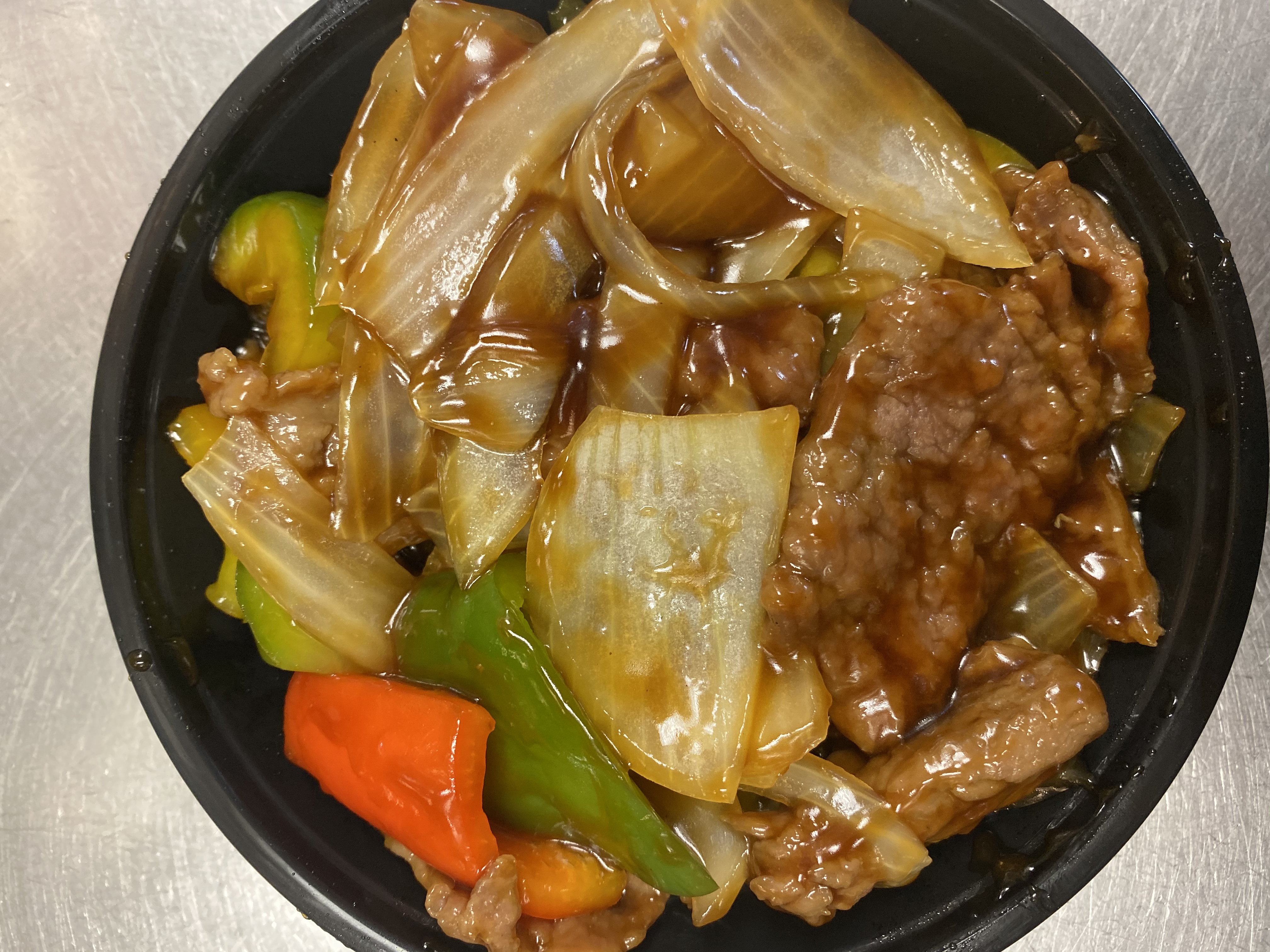 Order 81. Pepper Steak with Onion food online from Lucky Star - Market St. store, Wilmington on bringmethat.com