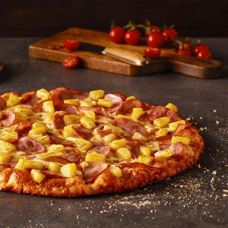 Order Hawaiian Pizza - Personal (4 Slices) food online from Round Table Pizza store, San Diego on bringmethat.com