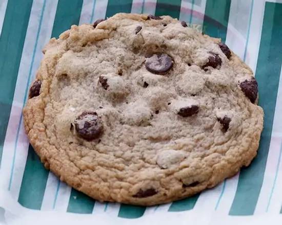 Order Chocolate Chip Cookie food online from Perkins Restaurant & Bakery store, Warminster on bringmethat.com