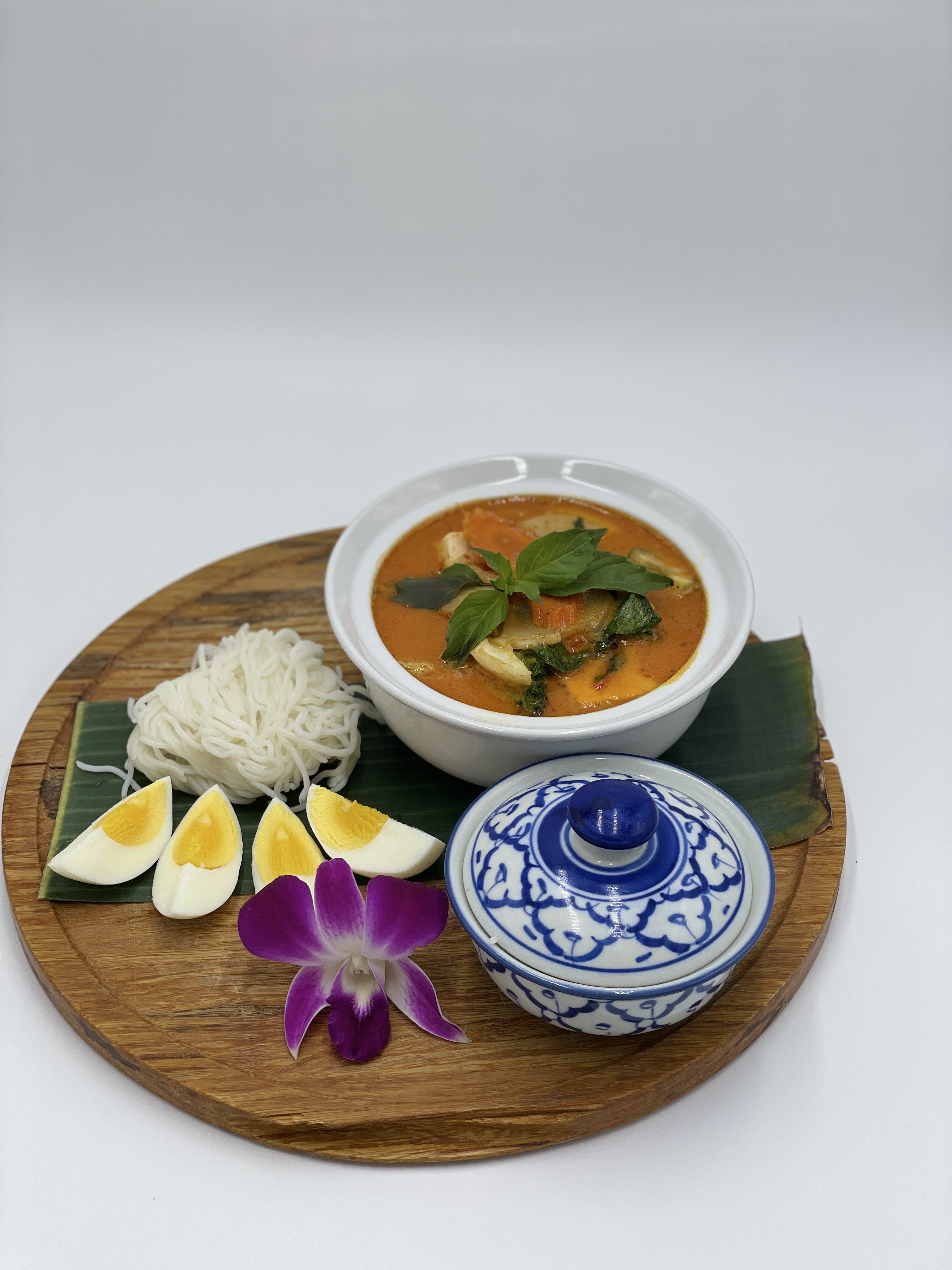 Order Red Curry Vegetarian food online from Lao Table store, San Francisco on bringmethat.com