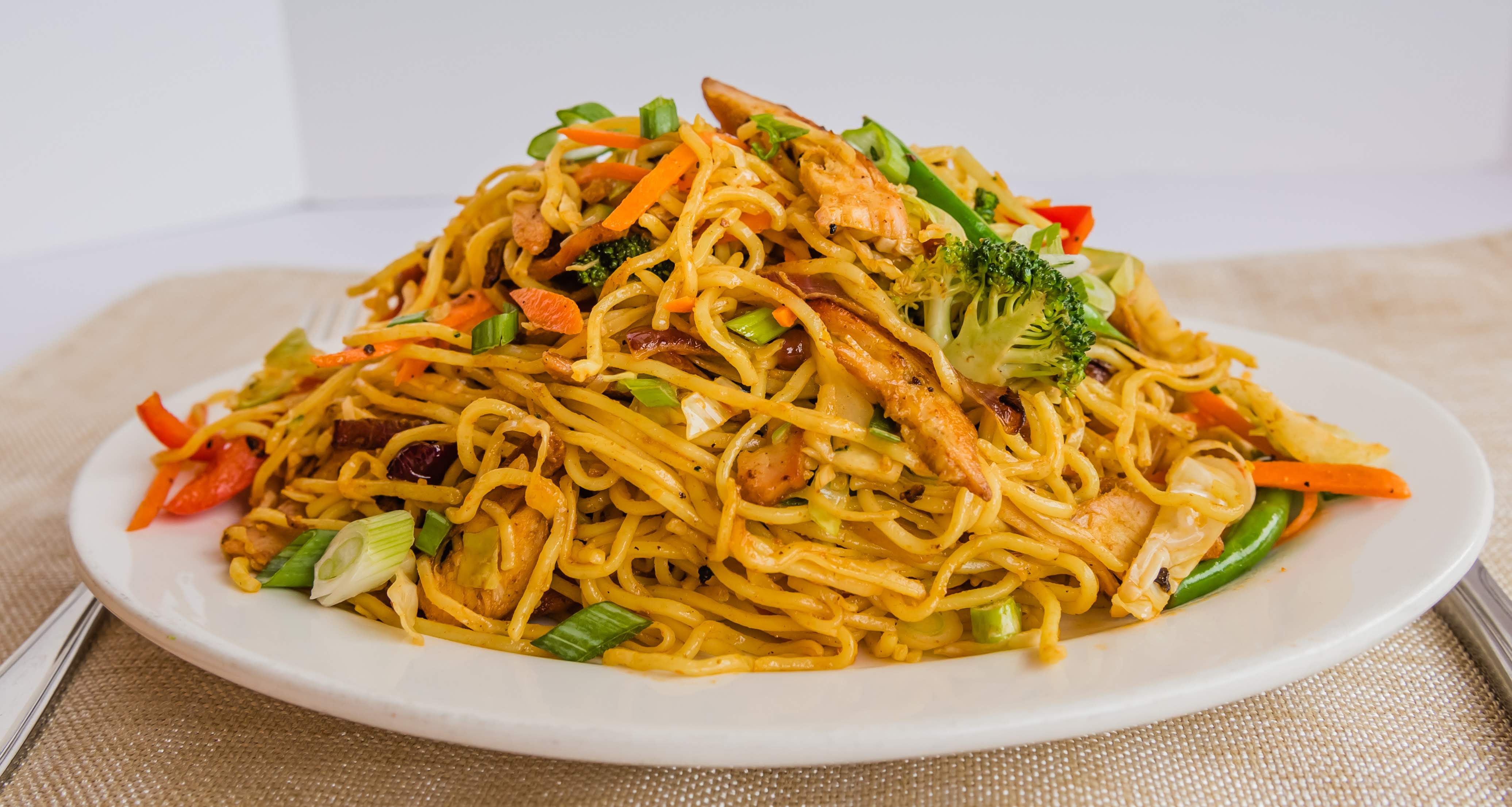 Order Chicken Chow Mein  food online from Tandoor Restaurant - Nepalese & Indian Cuisine store, Pinole on bringmethat.com
