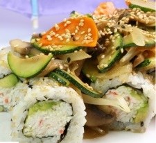 Order 32. Ultimate Roll food online from Yes Sushi store, Pasadena on bringmethat.com