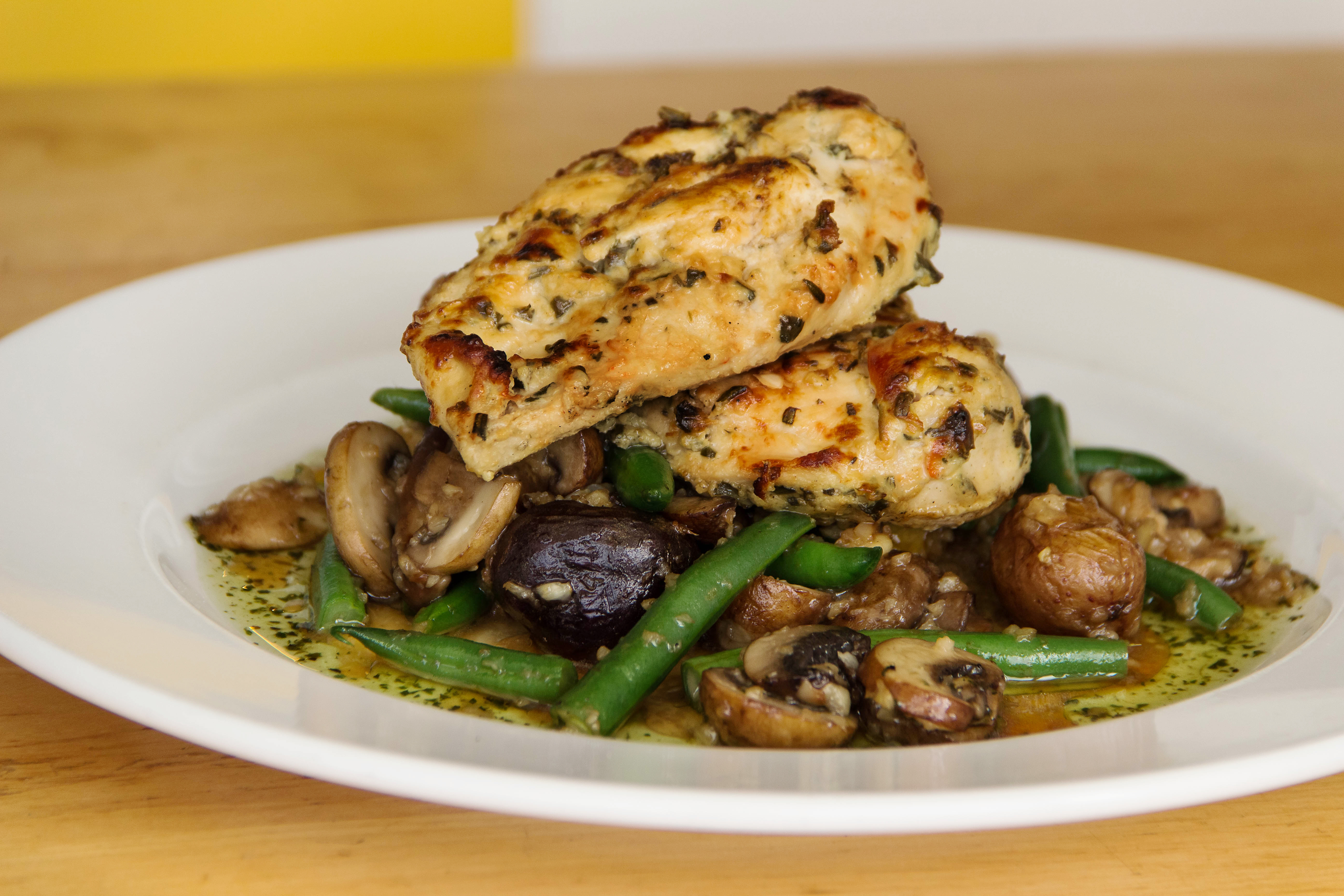 Order Oak Roasted Chicken Breast food online from Sammy’s Woodfired Pizza & Grill store, San Diego on bringmethat.com