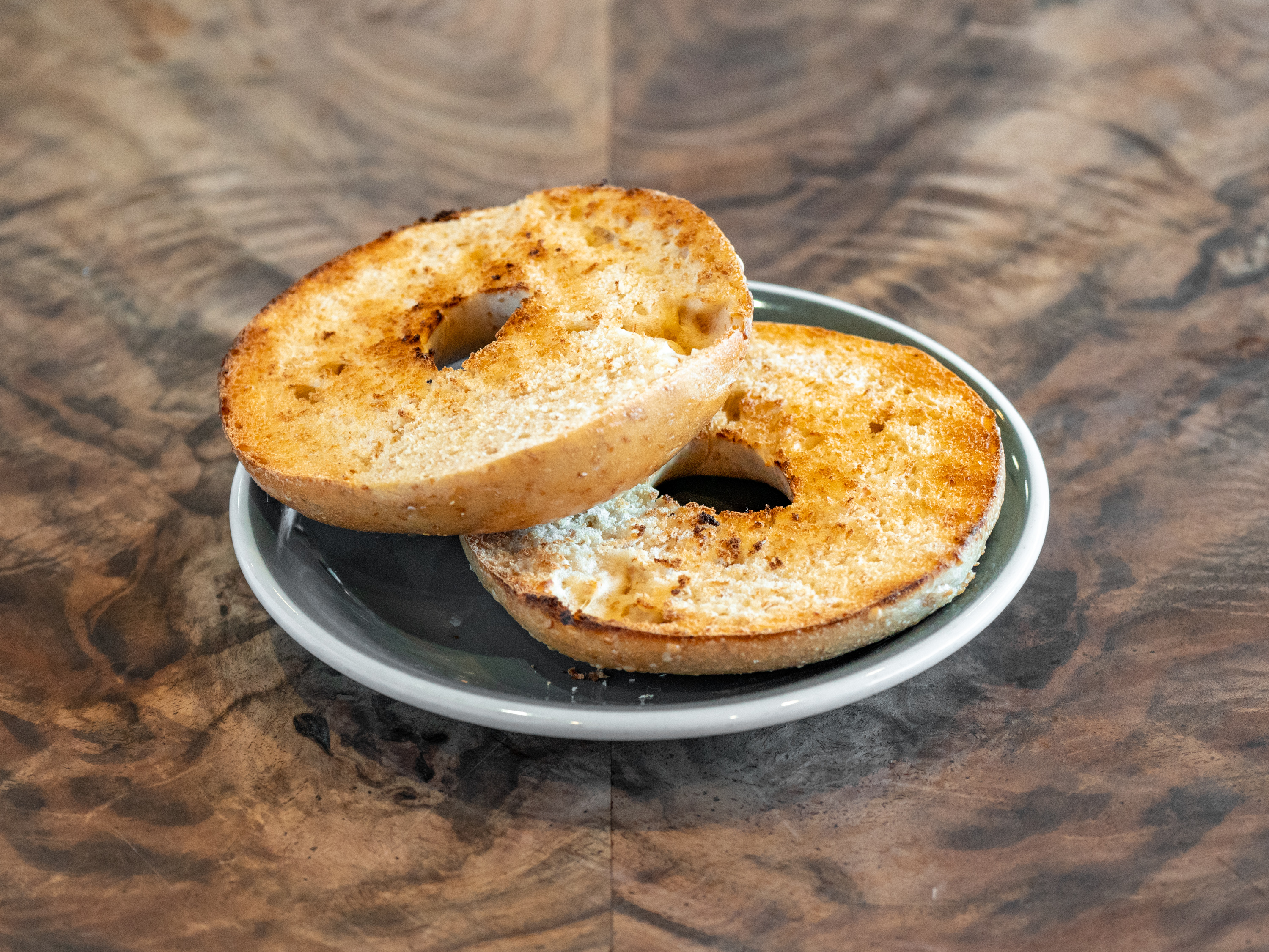 Order Bagel food online from Gus All Day Cafe-Noriega store, San Francisco on bringmethat.com