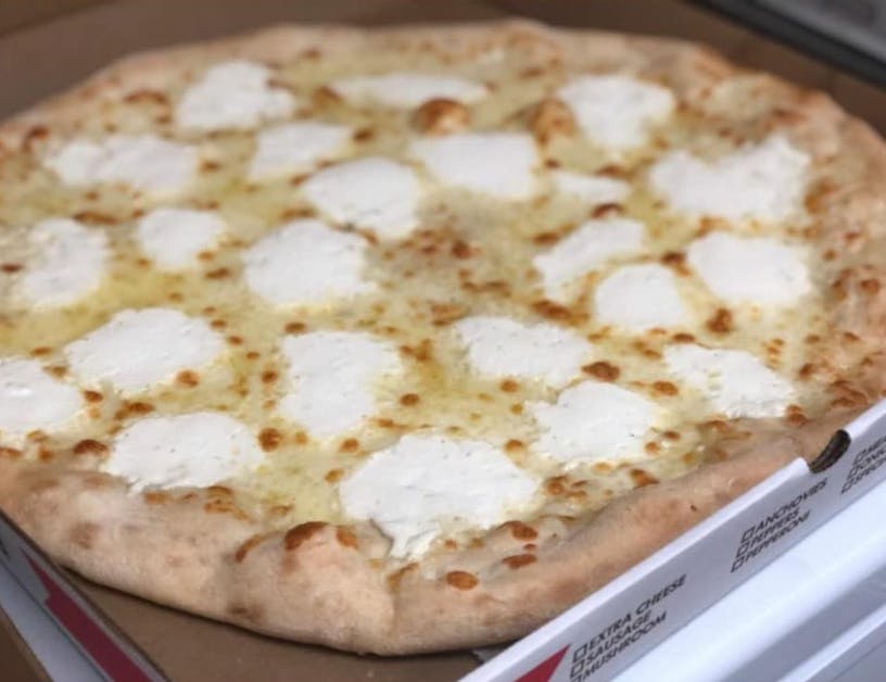 Order White Pie - Large 18'' (8 Slices) food online from Gino's Pizzeria store, Staten Island on bringmethat.com
