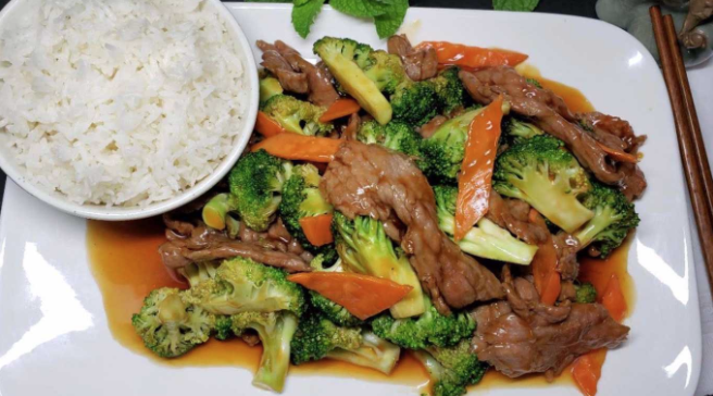 Order 98. Beef with Broccoli food online from Asian Buffet store, Dayton on bringmethat.com