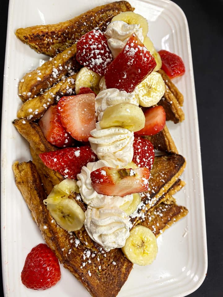 Order Traditional French Toast  food online from The Lucky Penny Diner And Deli store, Naperville on bringmethat.com