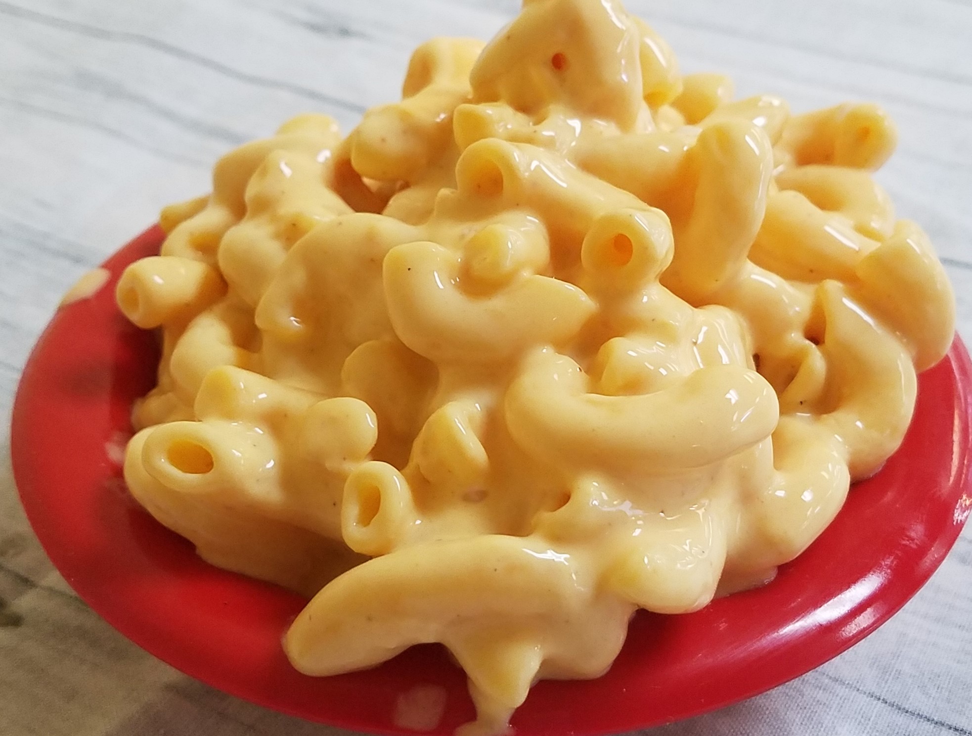Order Macaroni & Cheese food online from Rj Southernhome Cooking store, Downey on bringmethat.com