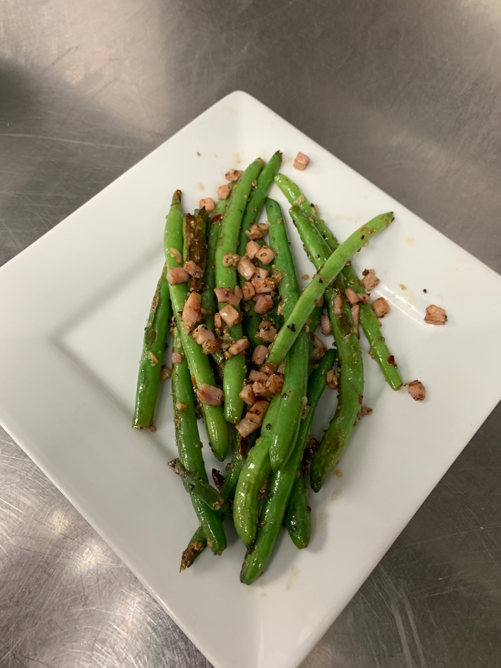 Order SAUTEED GREEN BEANS food online from Tlc On The Lake store, Garland on bringmethat.com