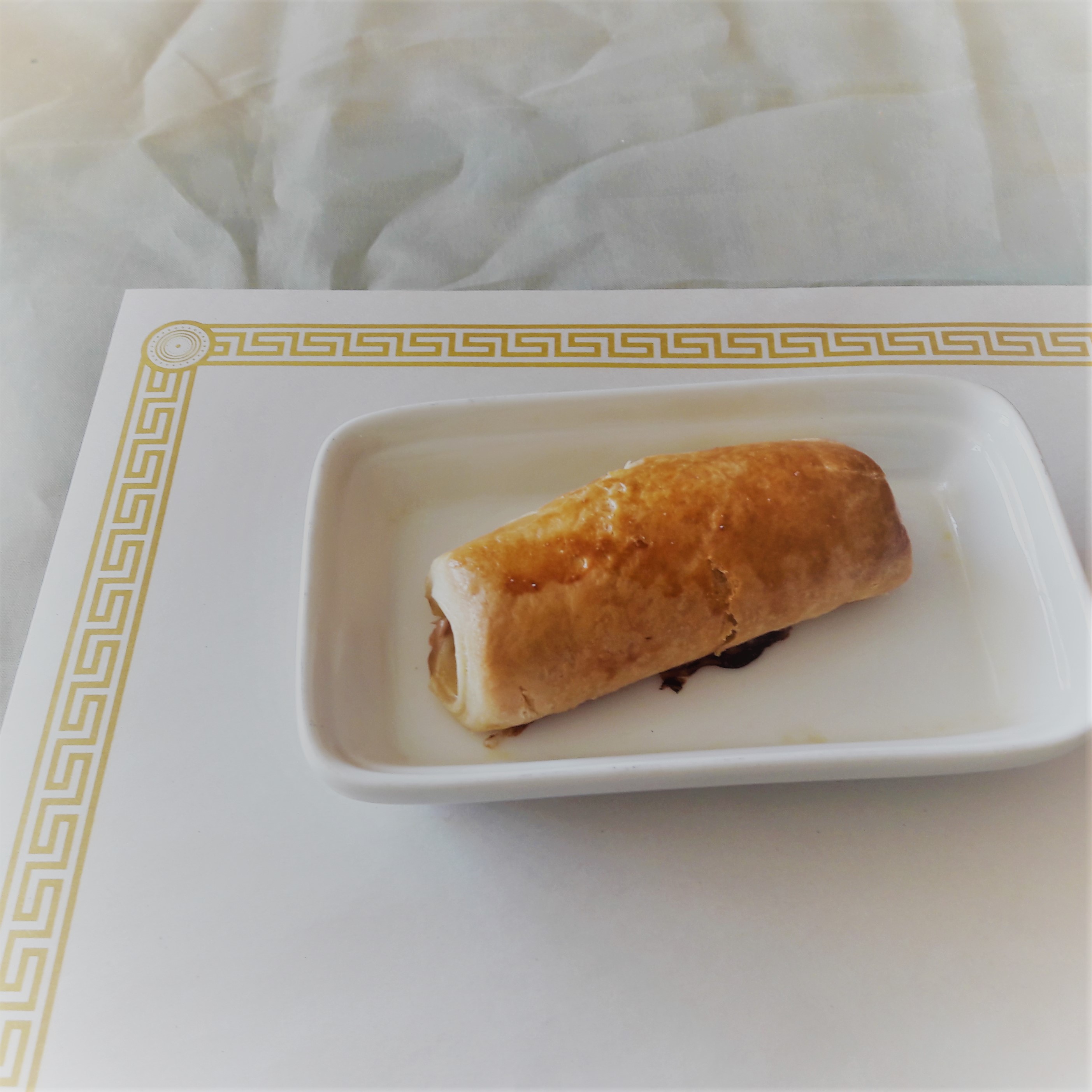 Order Sausage Roll food online from Totos’ African Cuisine store, Van Nuys on bringmethat.com