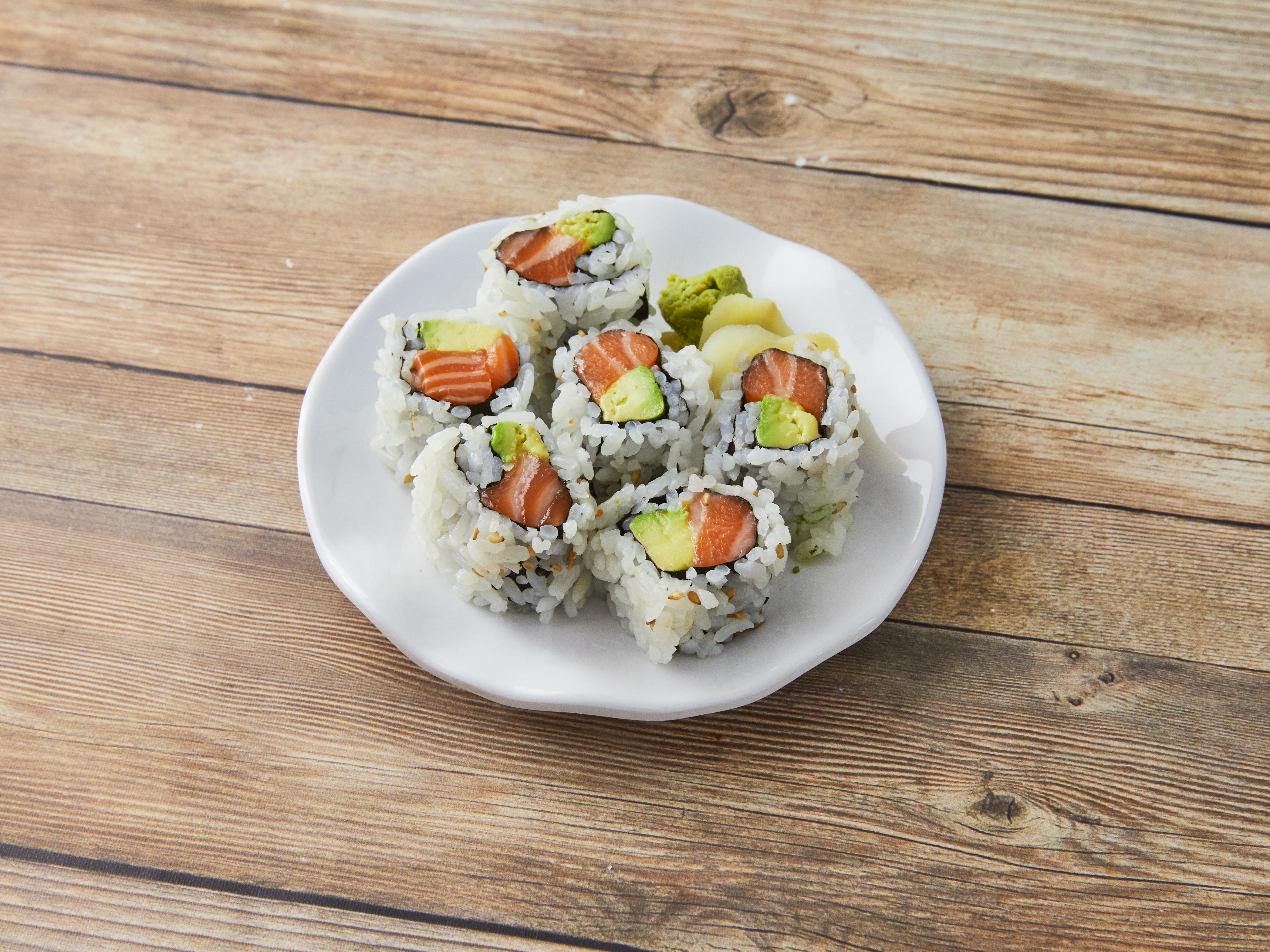Order Salmon Avocado Roll food online from Kawa store, Chicago on bringmethat.com