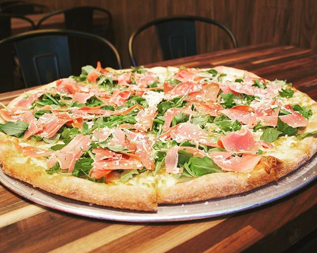 Order Prosciutto and Arugula Pizze food online from Fresco's Pizzeria store, New York on bringmethat.com