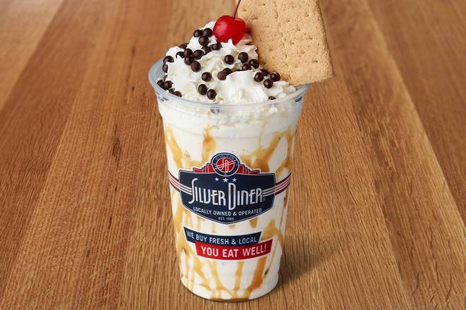 Order Deluxe Shakes food online from Silver Diner store, Rockville on bringmethat.com