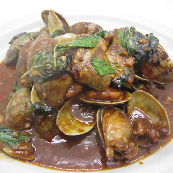 Order 57. Sauteed Clams food online from Flavors of Thai store, Los Angeles on bringmethat.com
