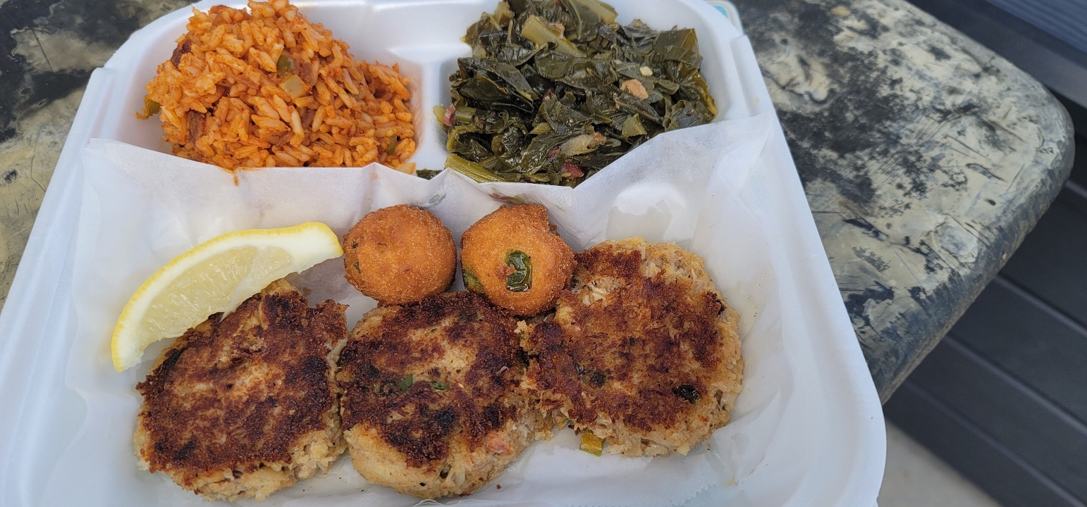 Order Crab Cake Platter food online from Page's Okra Grill store, Summerville on bringmethat.com