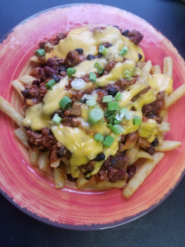 Order Chili Cheese Fries food online from Grumpy Bbq store, Allentown on bringmethat.com