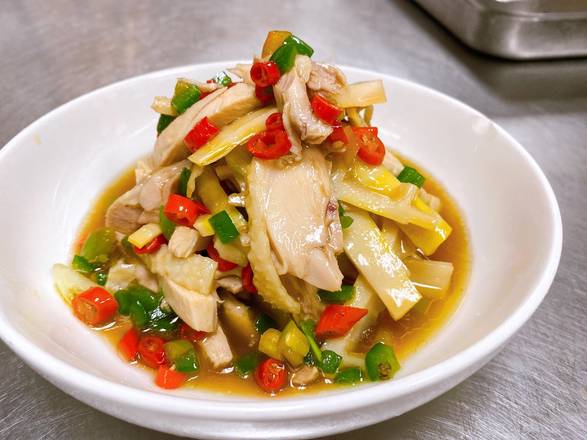 Order Chicken with  Bamboo shoots in  rattan pepper sauce鲜笋藤椒鸡 food online from Dongpo Restaurant store, Arcadia on bringmethat.com